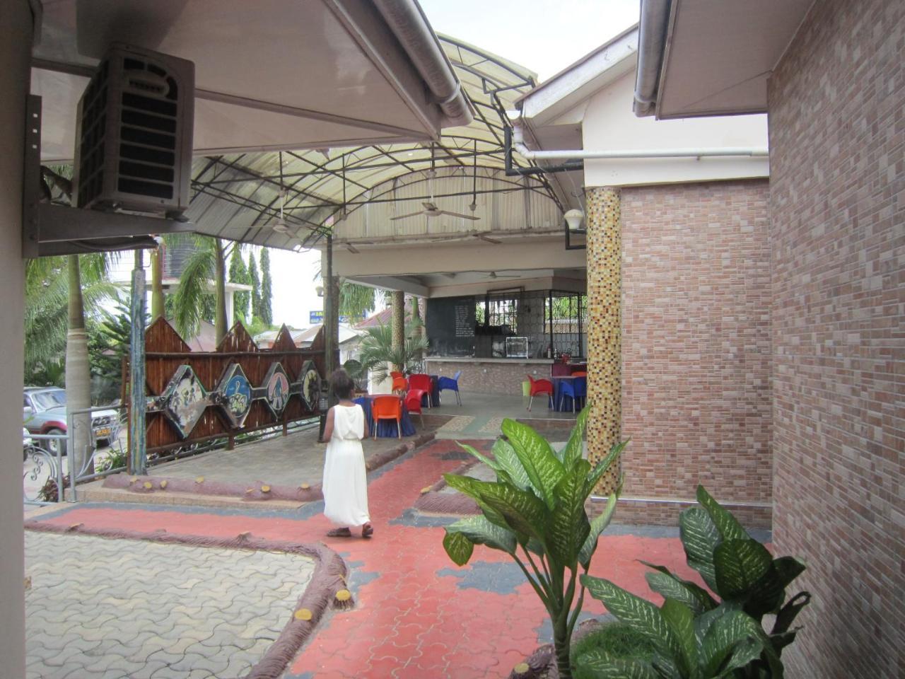 Jakicha Motel Dar es Salaam Exterior photo