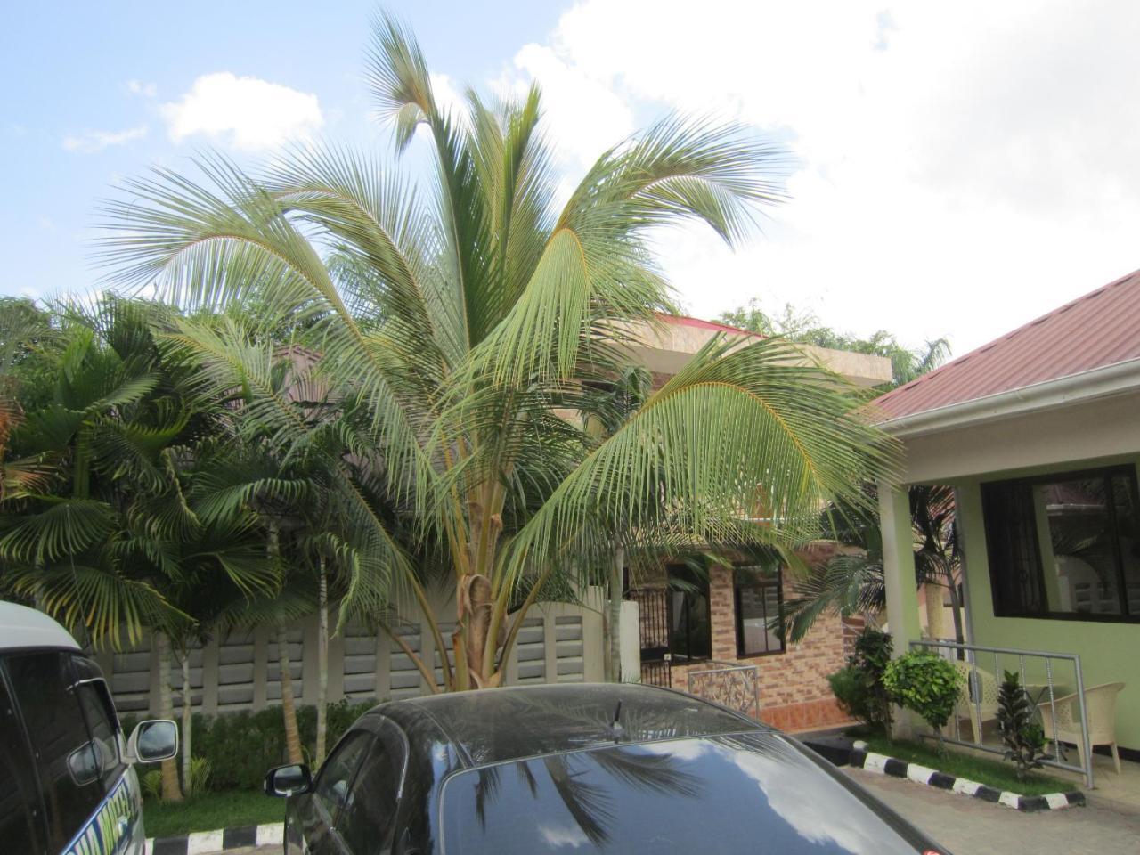 Jakicha Motel Dar es Salaam Exterior photo