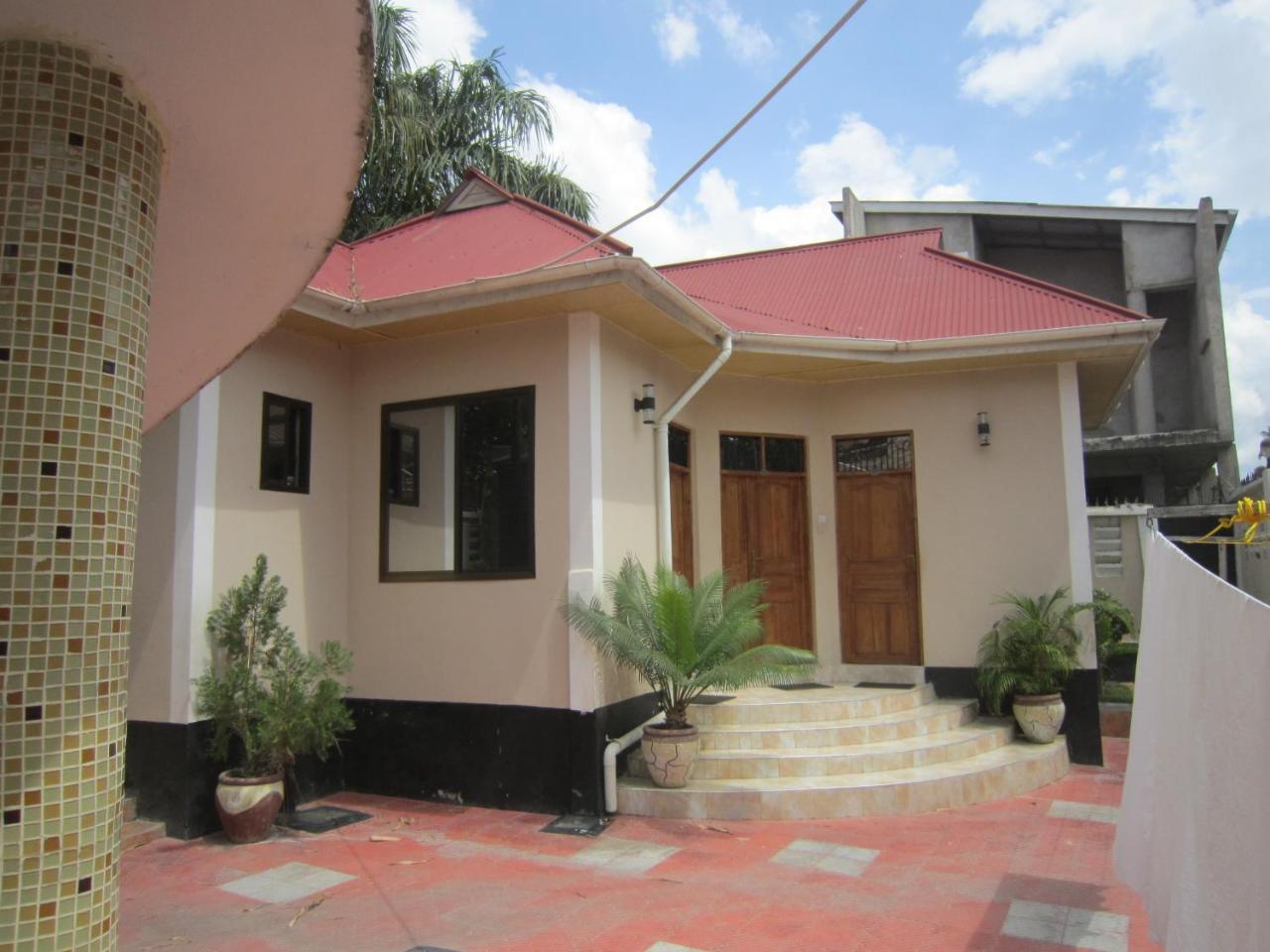 Jakicha Motel Dar es Salaam Exterior photo