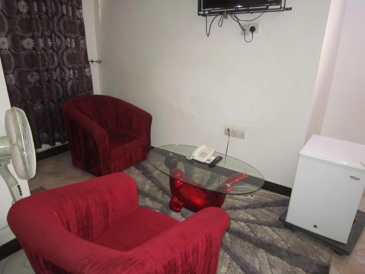 Jakicha Motel Dar es Salaam Exterior photo