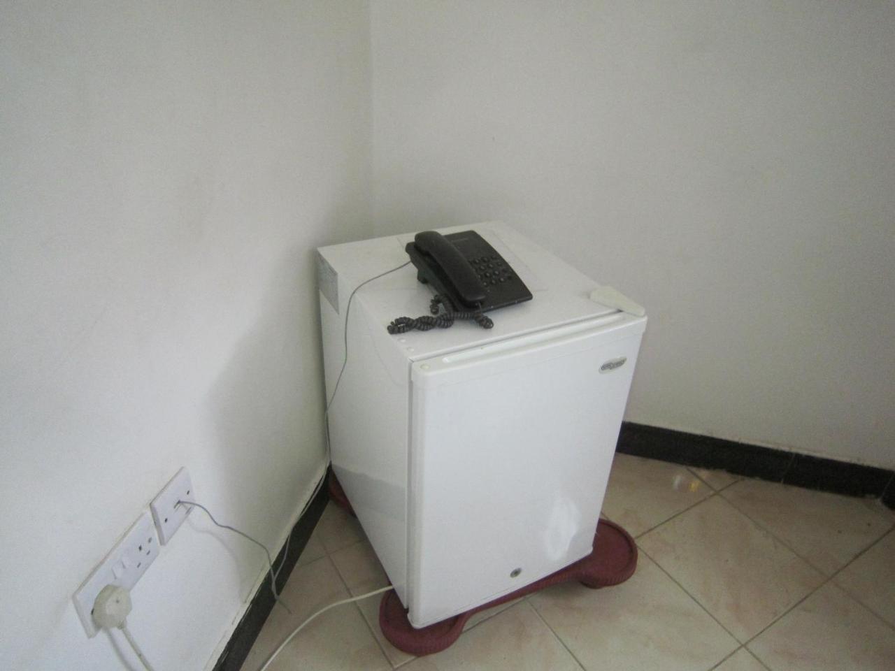 Jakicha Motel Dar es Salaam Exterior photo